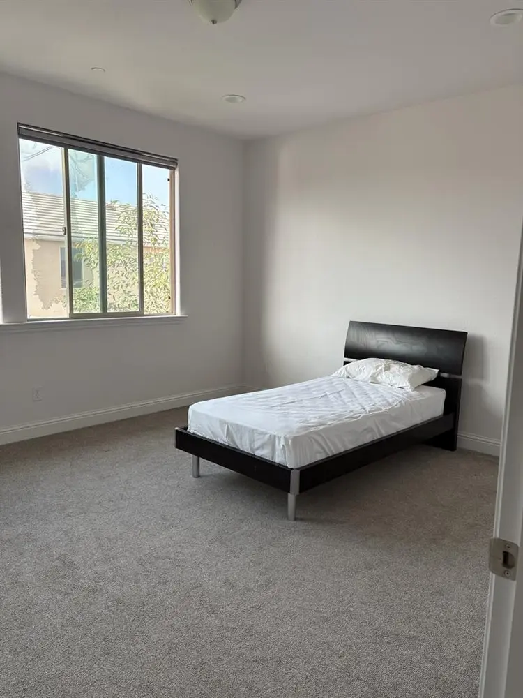 Private Room and shared bathroom