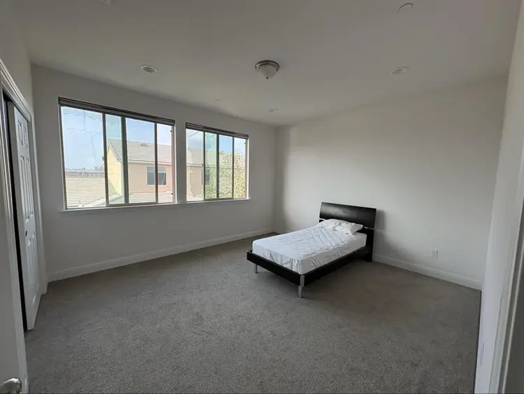 Private Room and shared bathroom