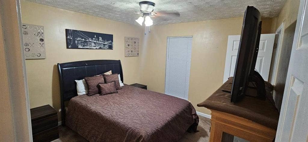 Room for rent in renovated home