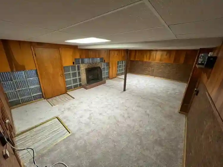 Looking for Roommate/private
room