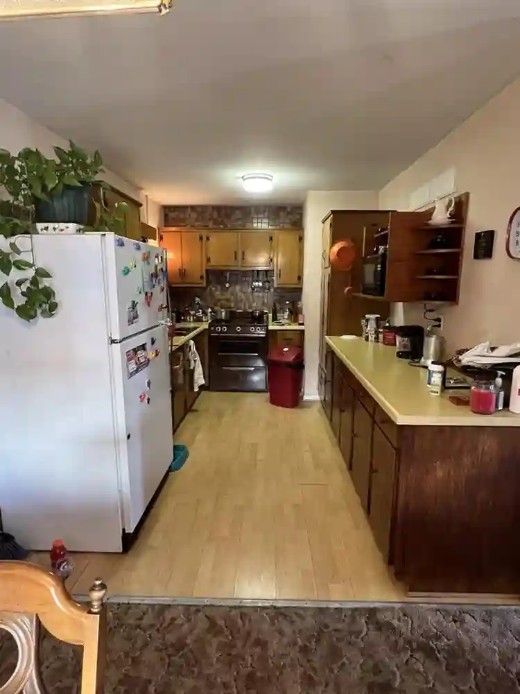 Looking for Roommate/private
room