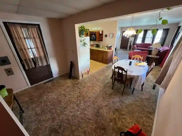 Looking for Roommate/private
room