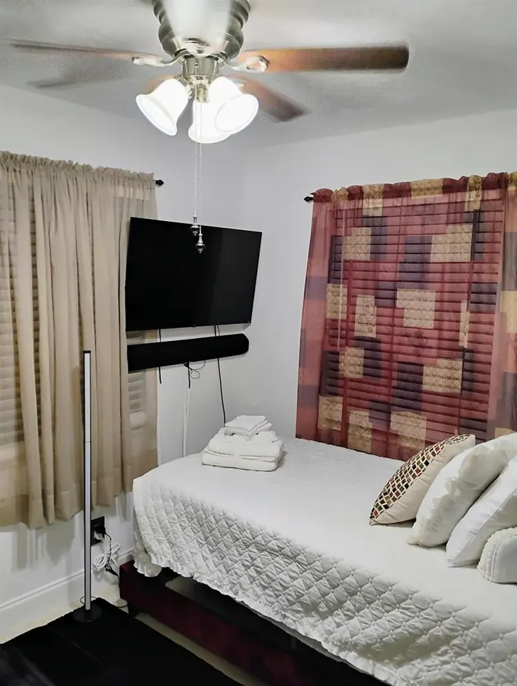 2 Rooms fully furnished