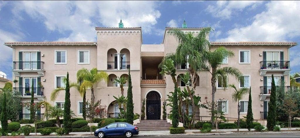 Furnished Bedroom Ba + LOFT