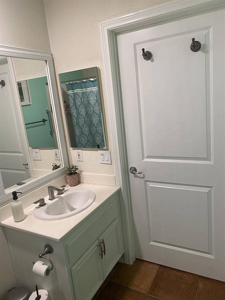 Furnished Bedroom Ba + LOFT