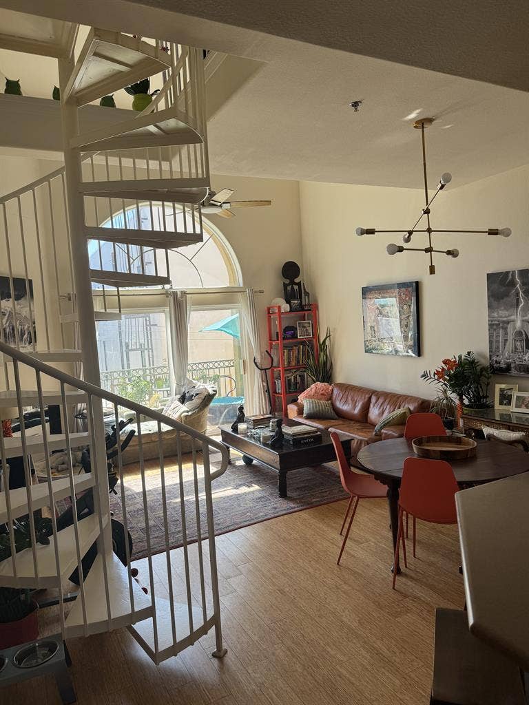 Furnished Bedroom Ba + LOFT