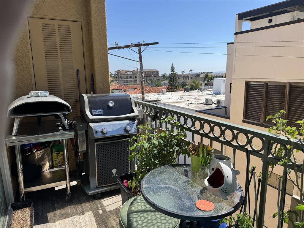 Furnished Bedroom Ba + LOFT
