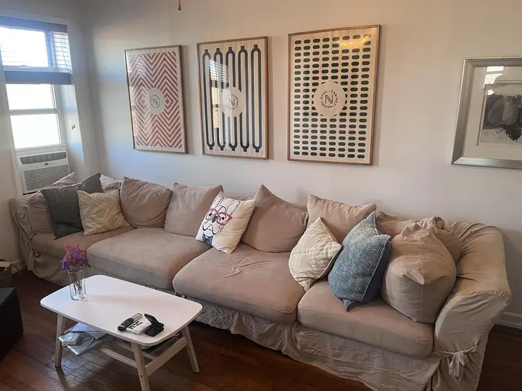 SPACIOUS ROOM IN BAY RIDGE BROOKLYN