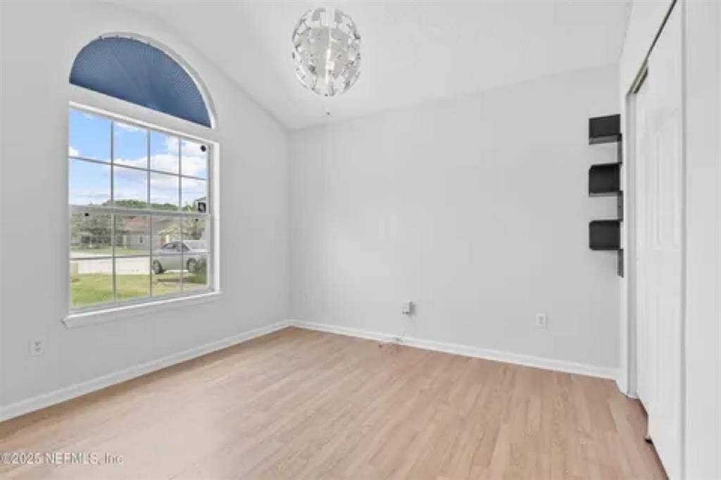 ROOM FOR RENT Bedroom  Bathr