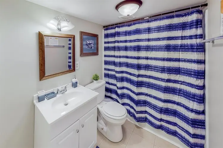 7 BR in Stone Mountain