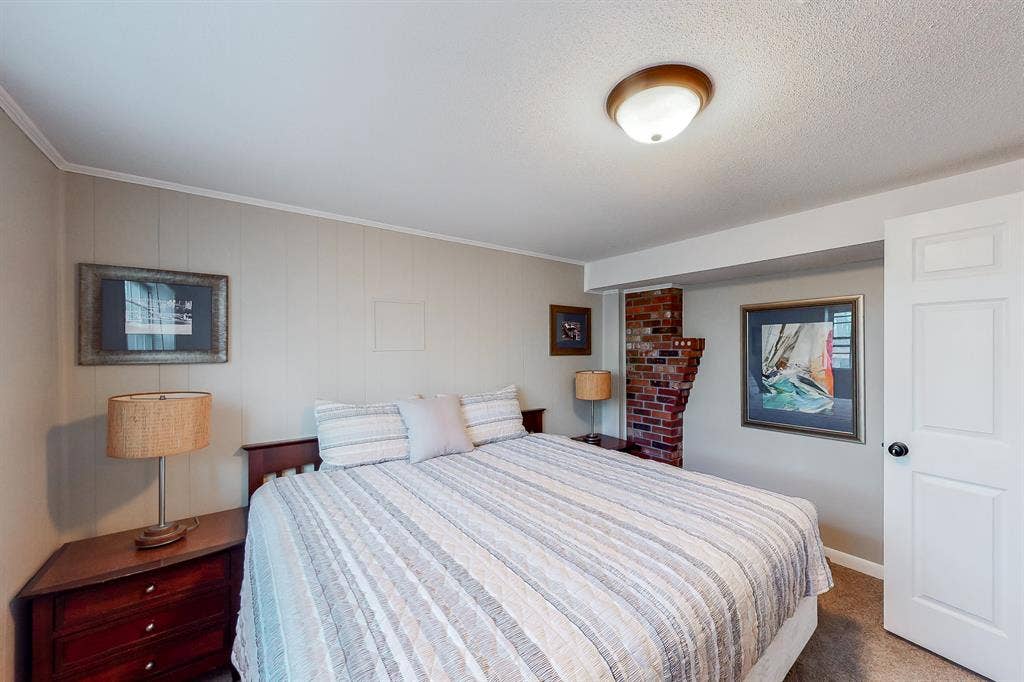 7 BR in Stone Mountain