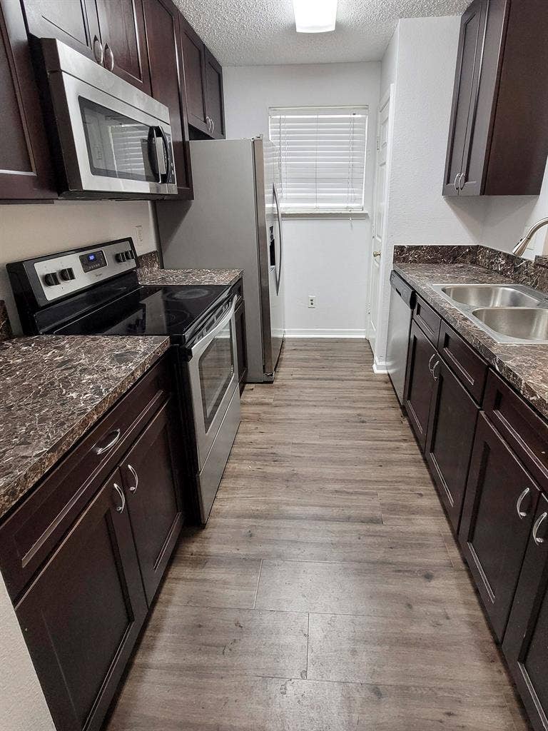 6 BR in Jacksonville