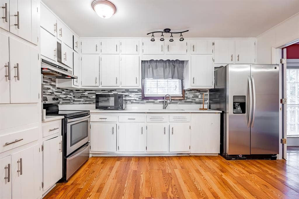 9 BR in Conley