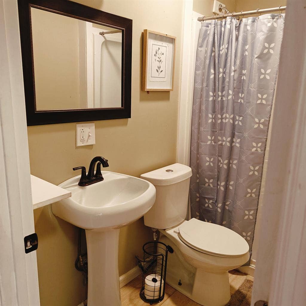 7 BR in College Park