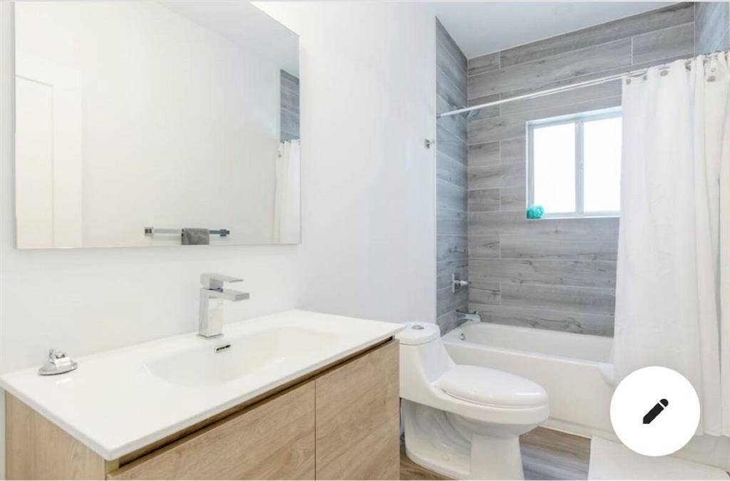 Private area w divider by month