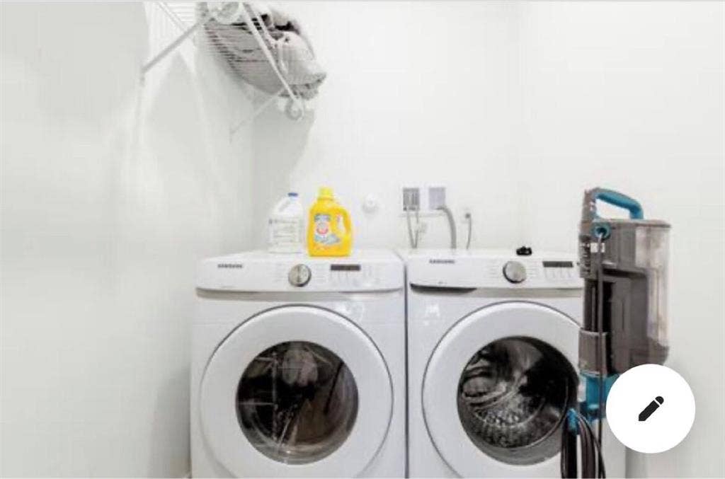 Private area w divider by month