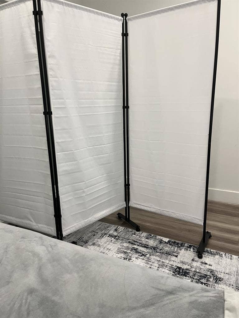 Private area w divider by month