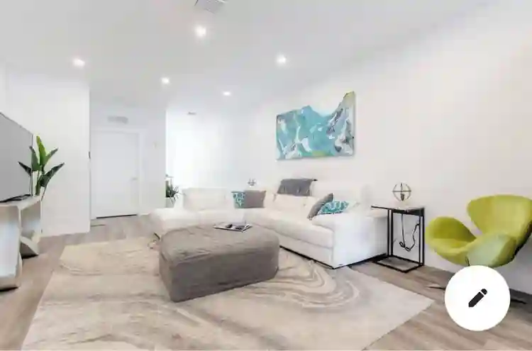 Private area w divider by month