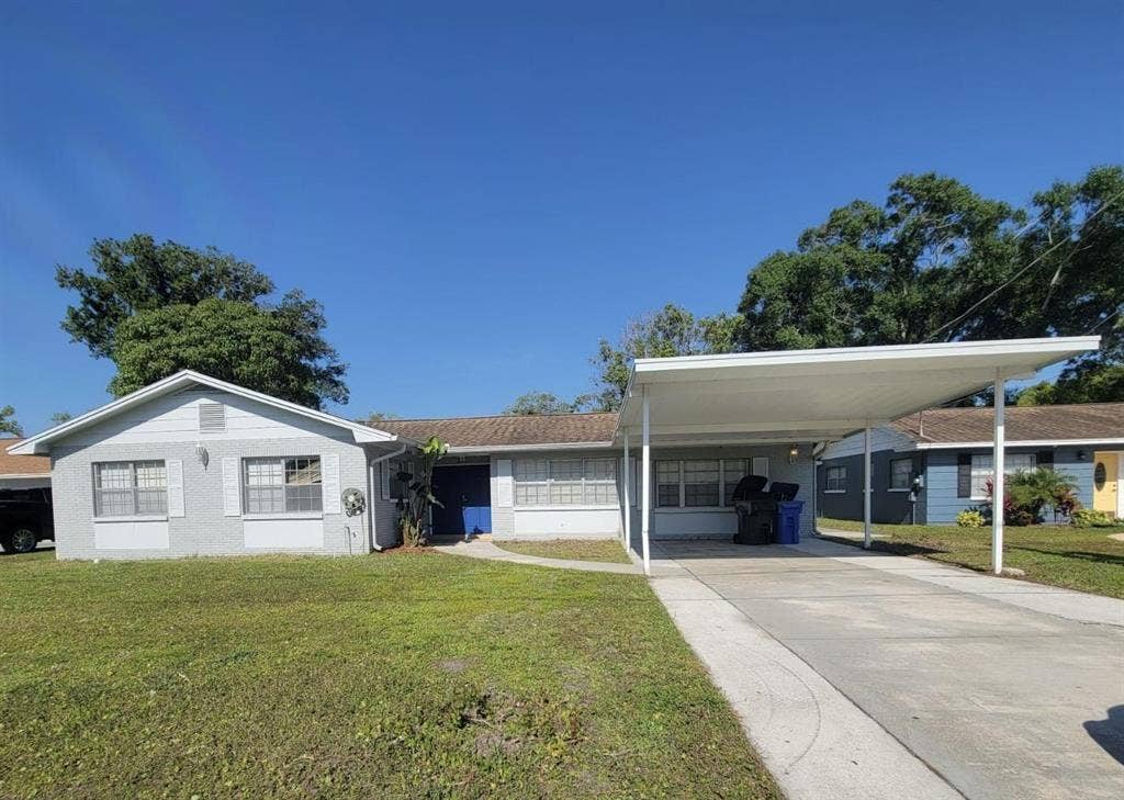 7 BR in Tampa