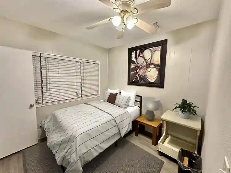 7 BR in Tampa