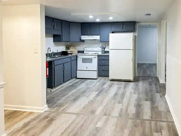 8 BR in Tampa