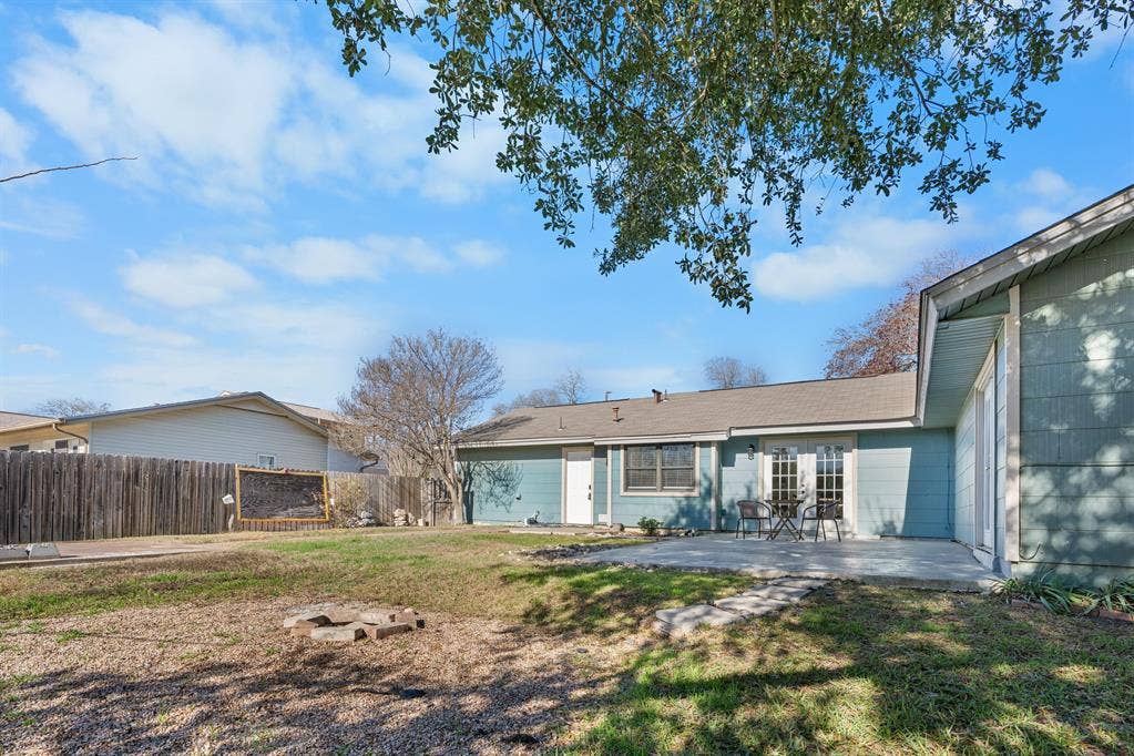 7 BR in Live Oak