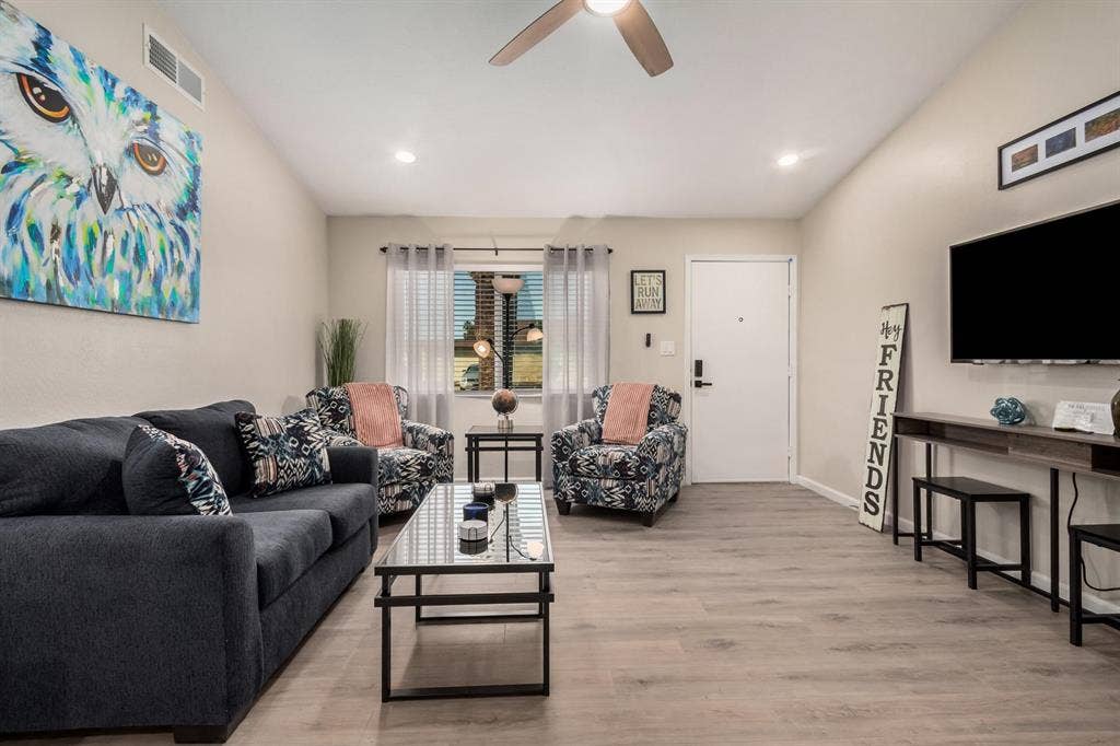 9 BR in Chandler