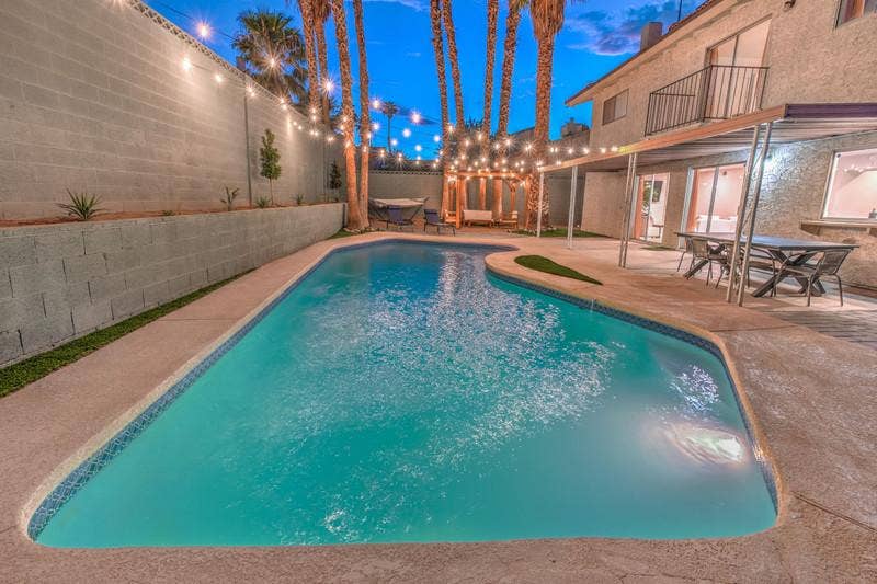 7 BR in Las Vegas