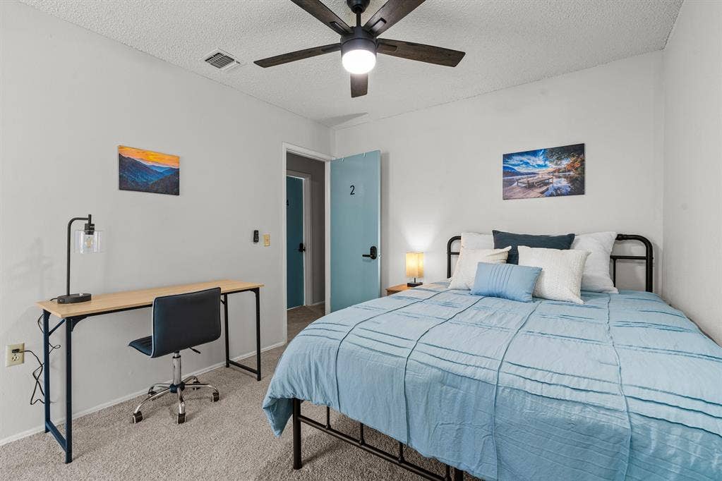 7 BR in Live Oak