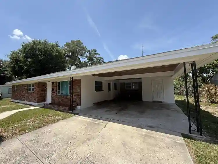 4 BR in Tampa