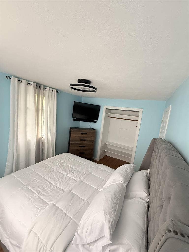 2 BR in Queens
