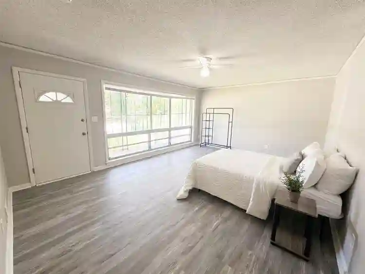 9 BR in Atlanta