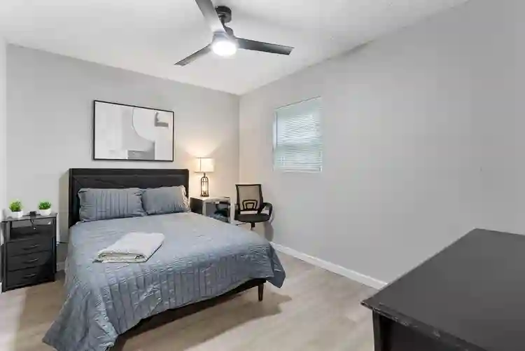 7 BR in Orlando