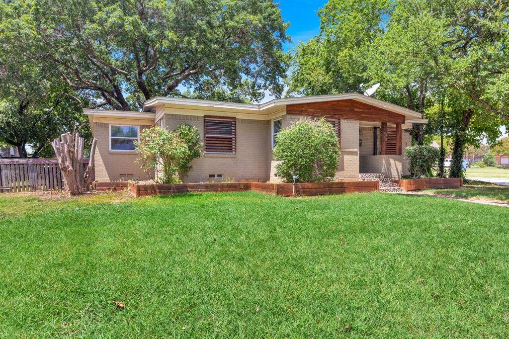 4 BR in Richardson