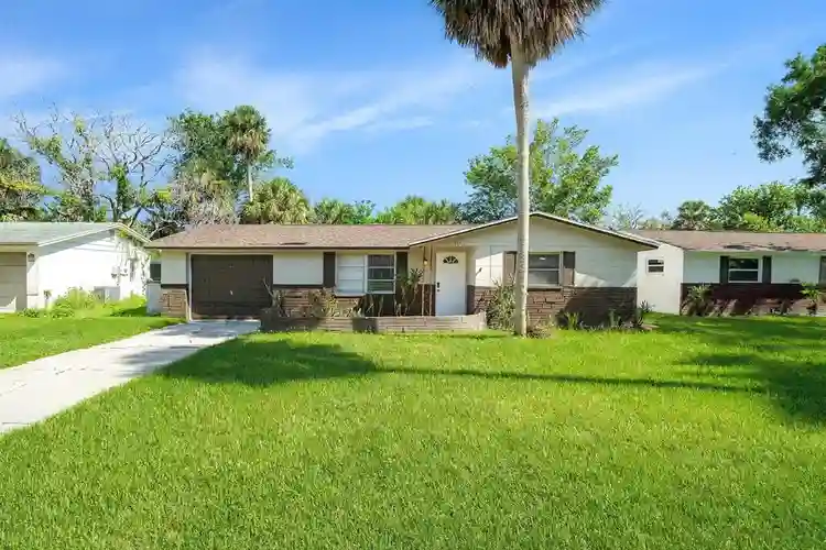 7 BR in Port Richey