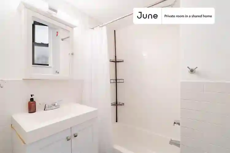 4 BR in New York City