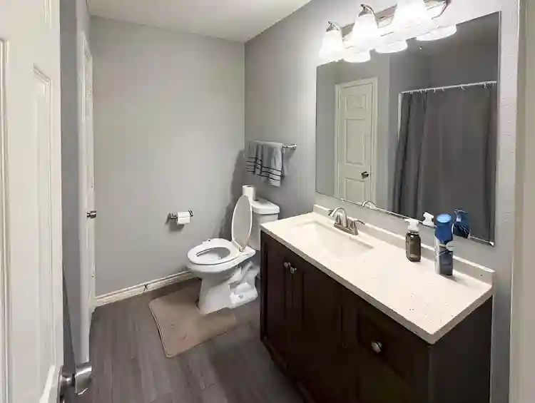 3 BR in Houston