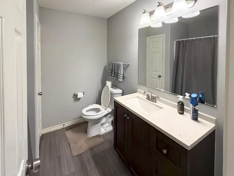3 BR in Houston