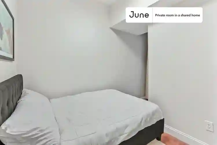 4 BR in New York City