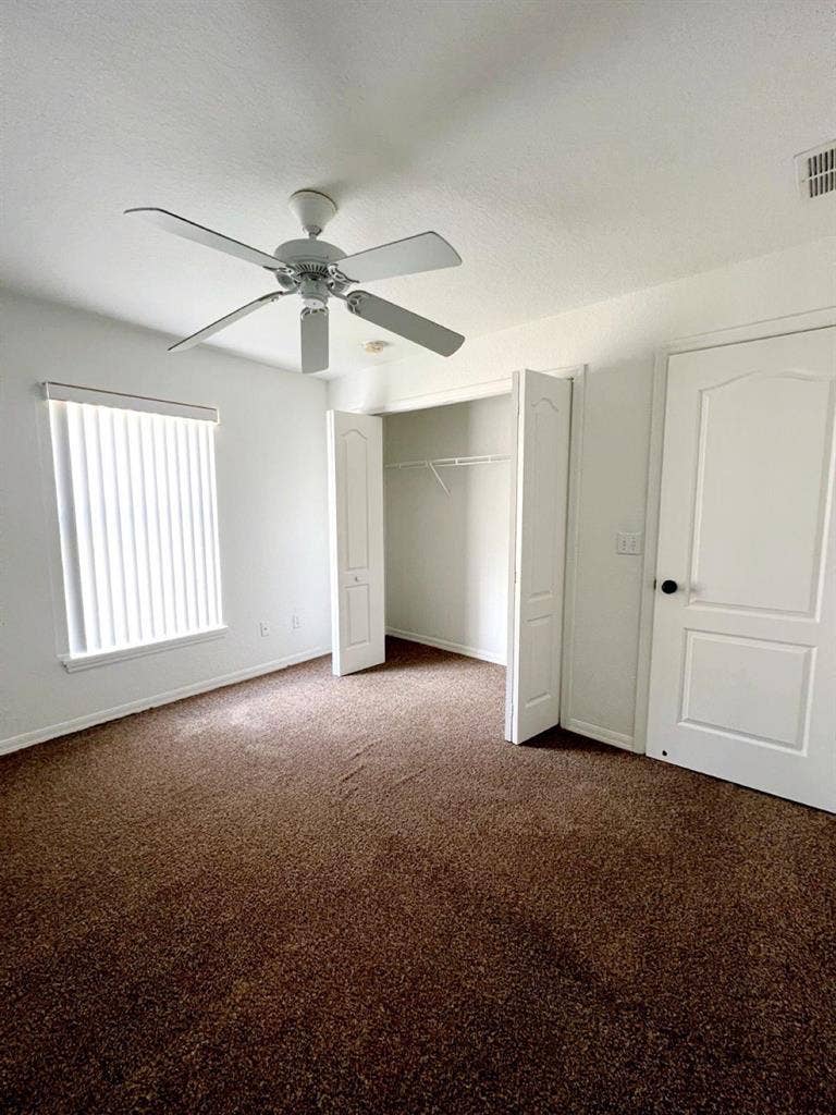 Room for rent Clermont - Shared B