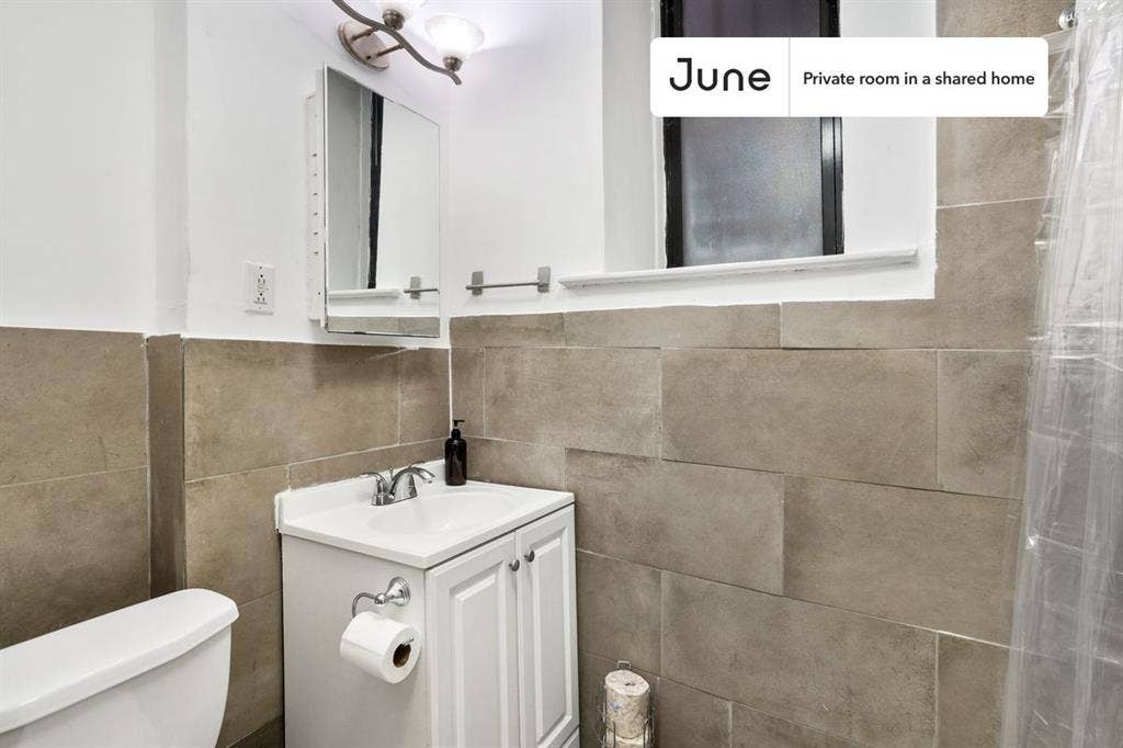 2 BR in New York City