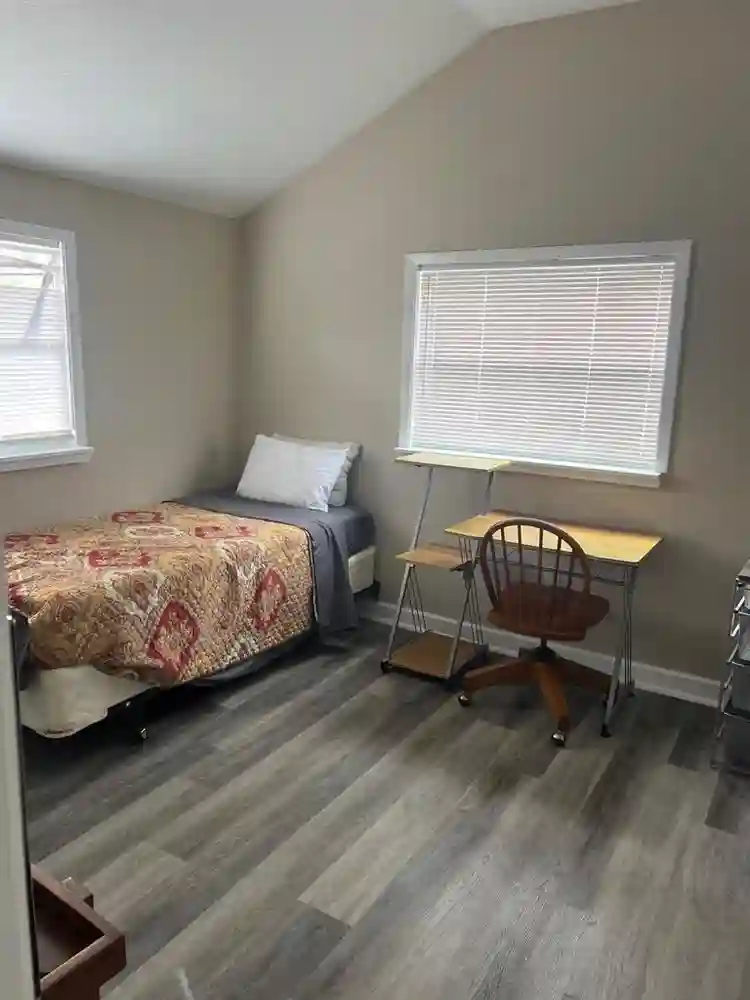 3 BR in Sarasota