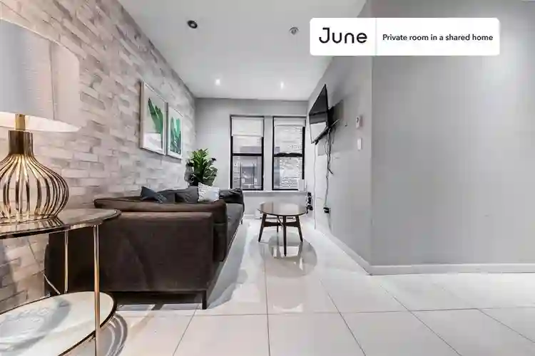 3 BR in New York City