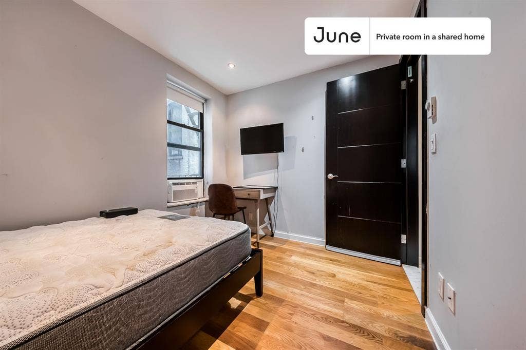 3 BR in New York City