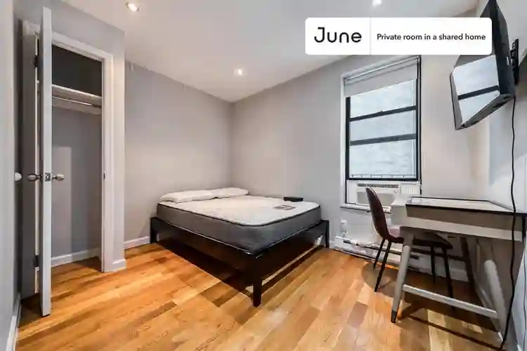 3 BR in New York City