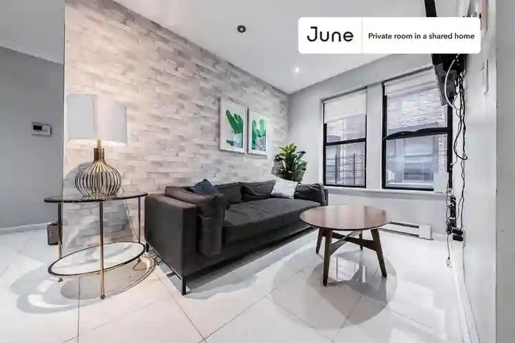 3 BR in New York City