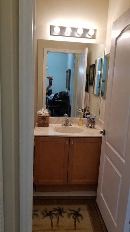 Private Spacious Room w/Bath