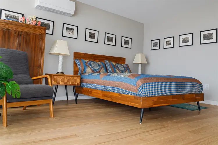 Room with Private Bathroom