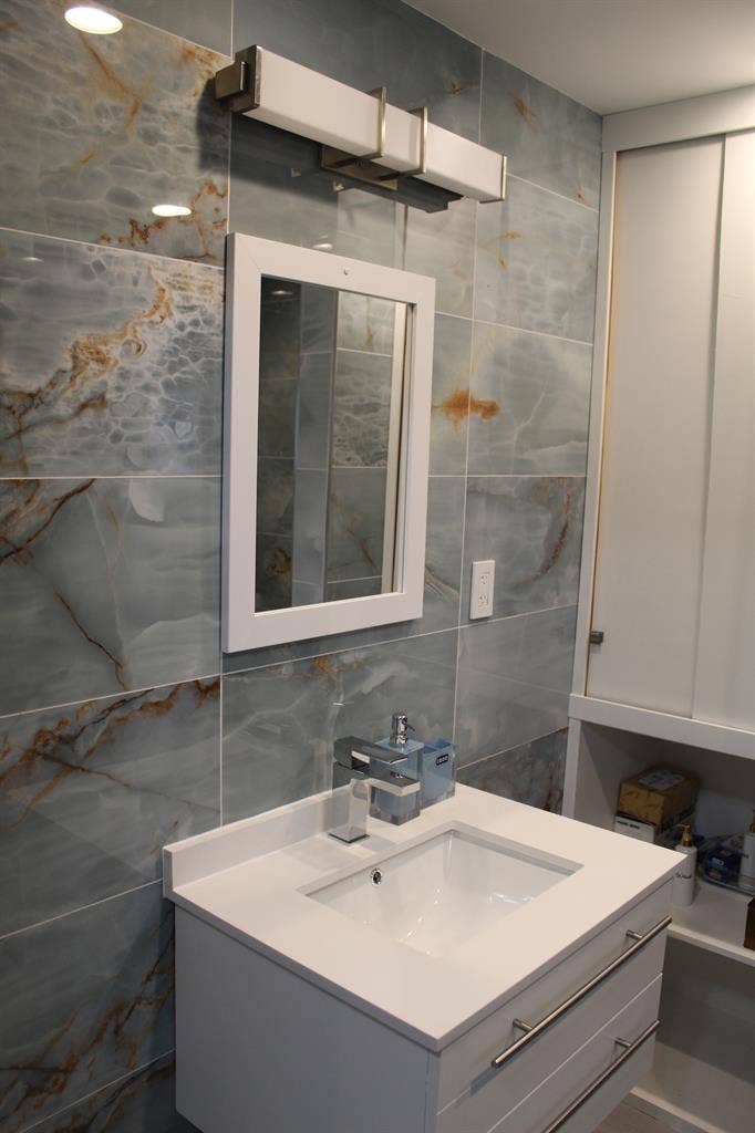 Room with Private Bathroom