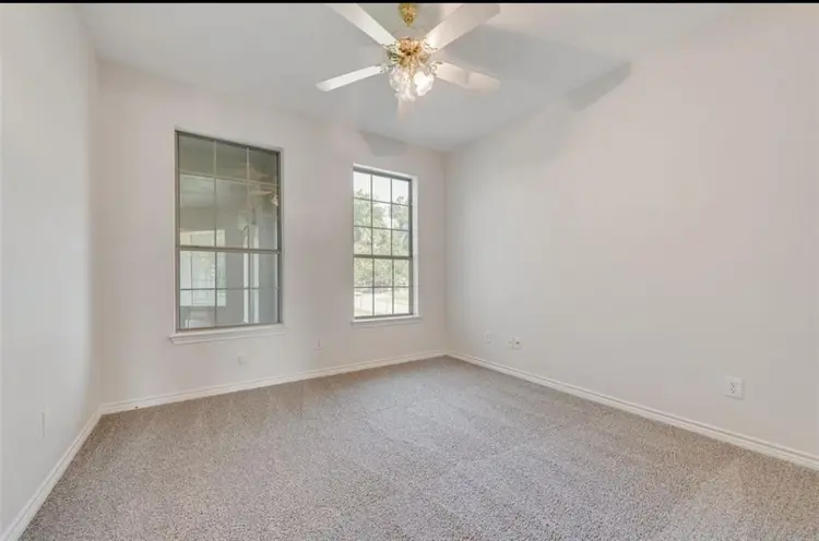 5 bedroom house. monthly.